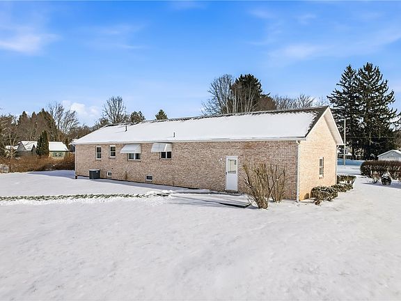 4th image of 2913 Saranac Dr