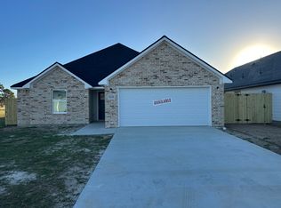 2820 Saint Helena St, Beaumont, TX 77703