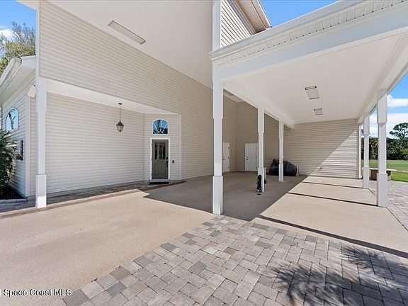 4th image of 789 Baytree Dr #789