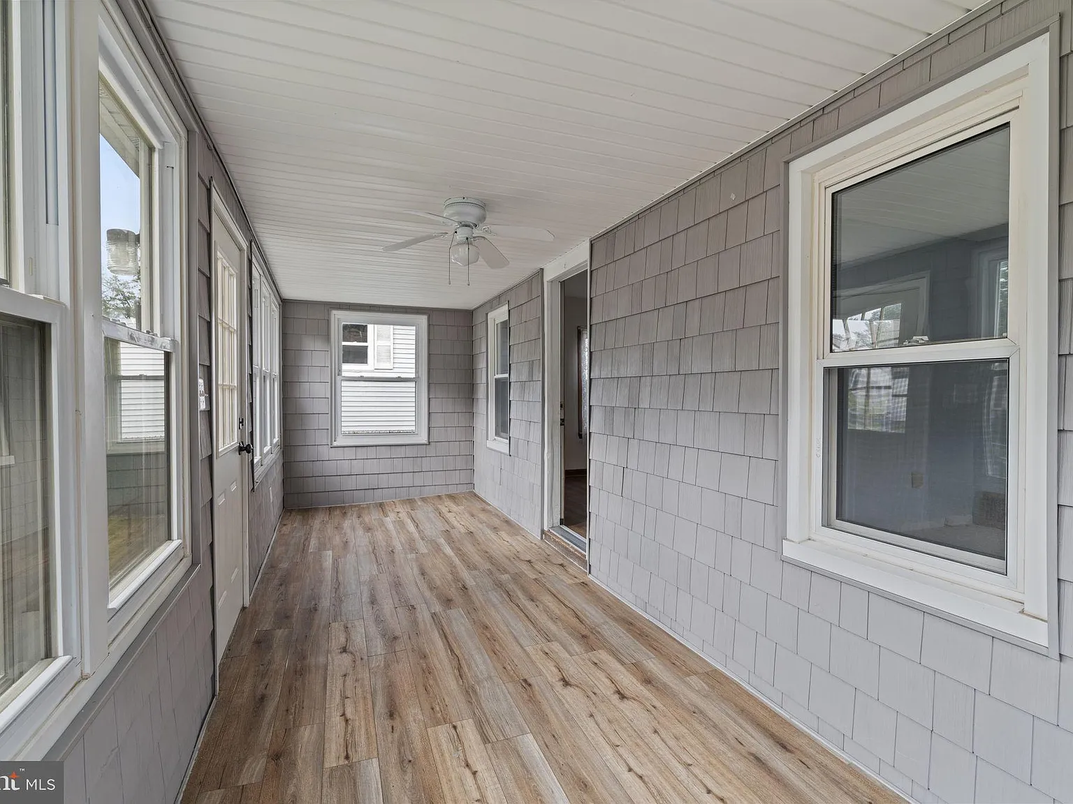 3 bed, 2.0 bath, 1200 sqft, $2,750 — Photo 4