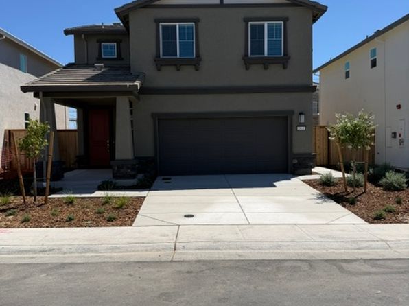 2915 Porcelain St