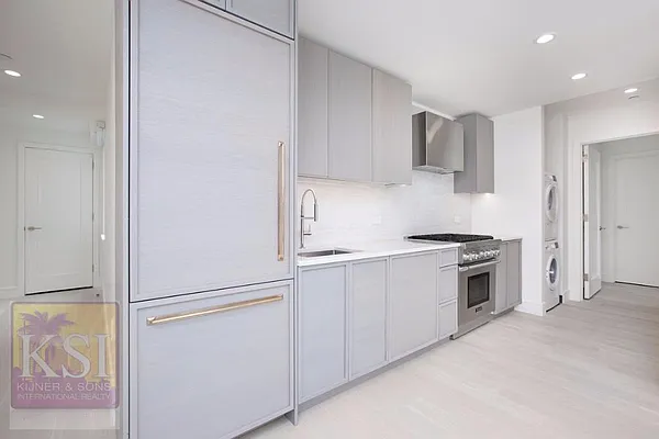 Rented by Kijner & Sons International Realty New York | media 17