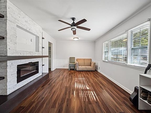 4th image of 6608 Everett Ave