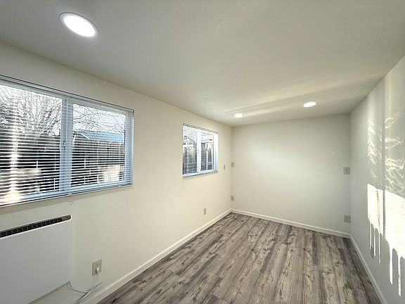 5th image of 1441 1/2 Sheridan Ave