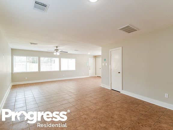 5th image of 439 Laurel Sage Dr