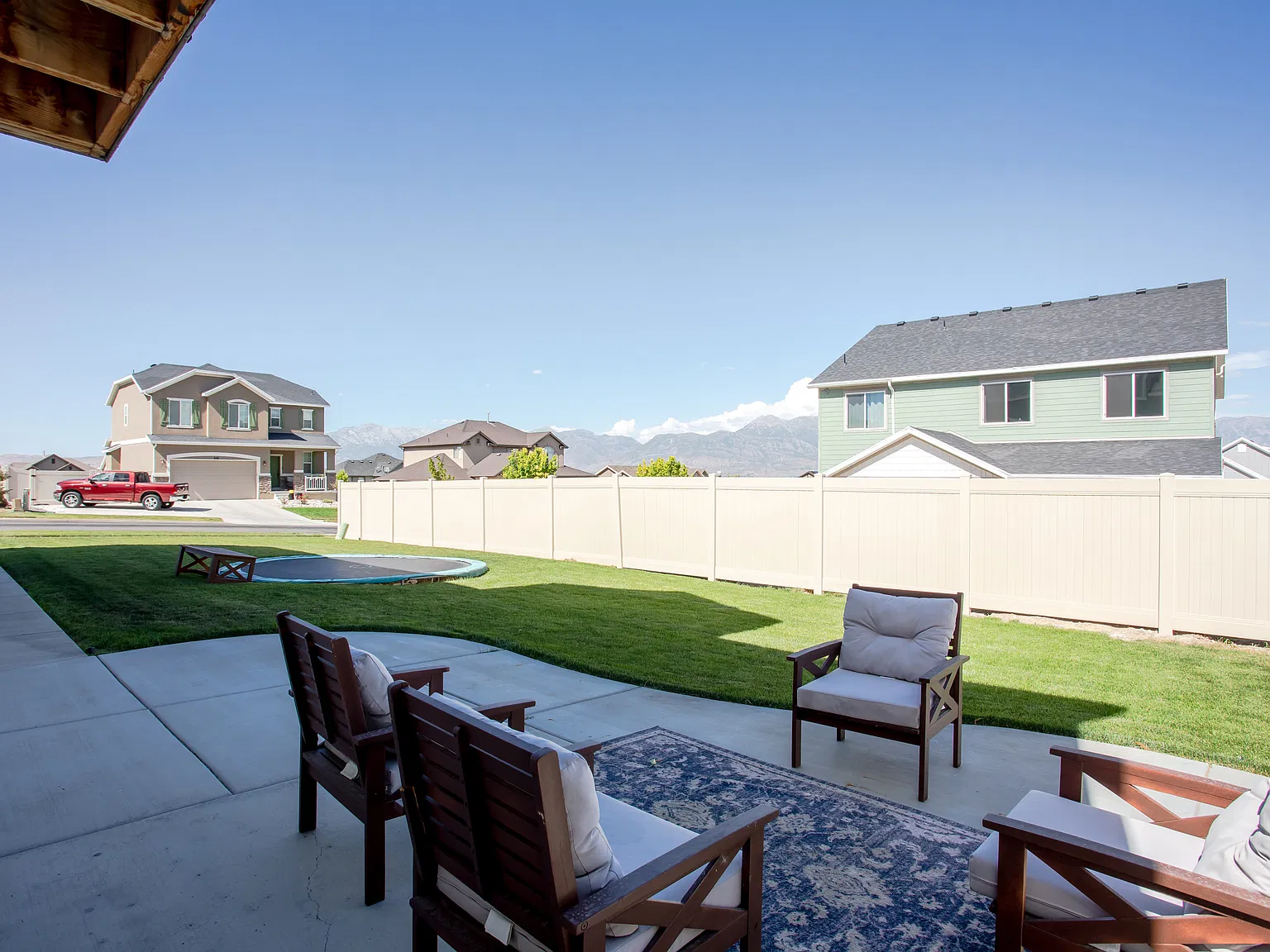 2832 S Fox Pointe Dr — Photo 4