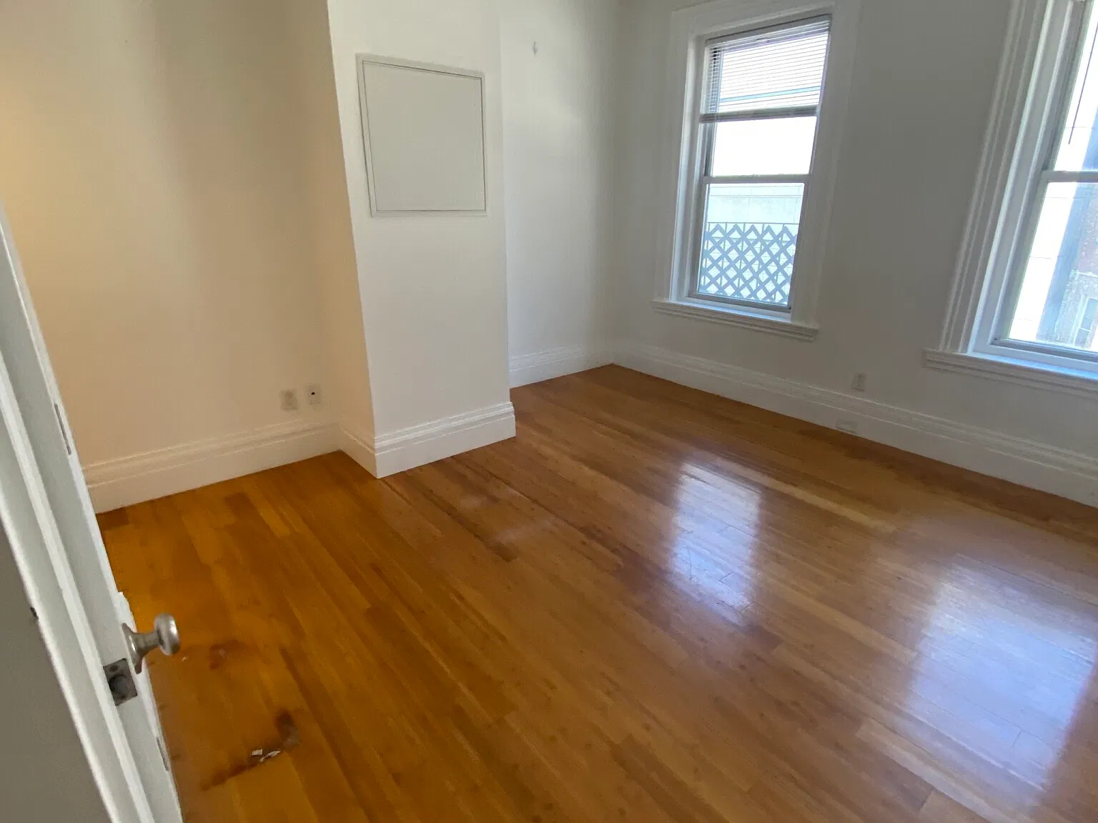1 bed, 550 sqft, $3,100 — Photo 4