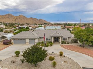 16395 Nosoni Rd, Apple Valley, CA 92307