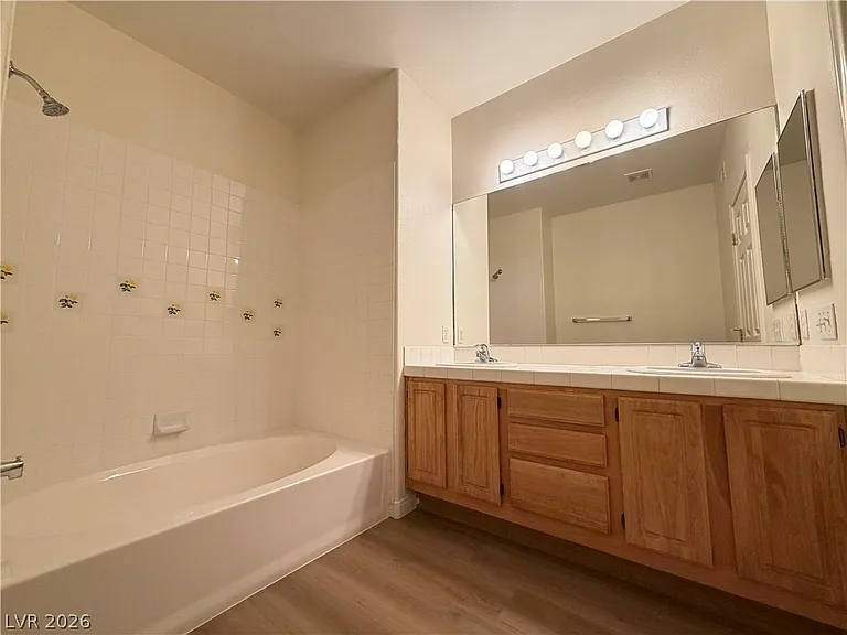 4901 Black Bear Rd #202 — Photo 13