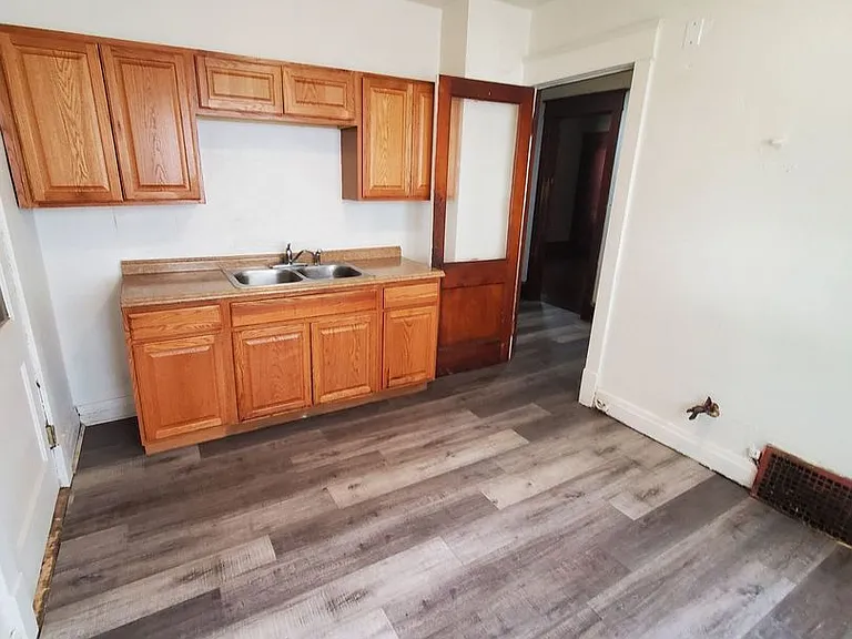 3039-3041 N 24th Pl. (3 Unit)(Ace Property) — Photo 5