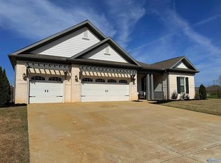 401 Peach Orchard Ln, Madison, AL 35757