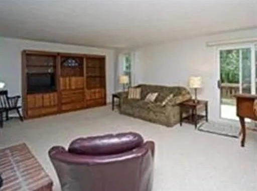 20 Fairway Cir — Photo 21