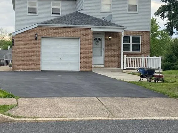 259 Florence Dr, Harleysville, PA 19438