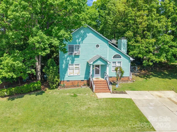 9012 Windjammer Dr, Tega Cay, SC 29708