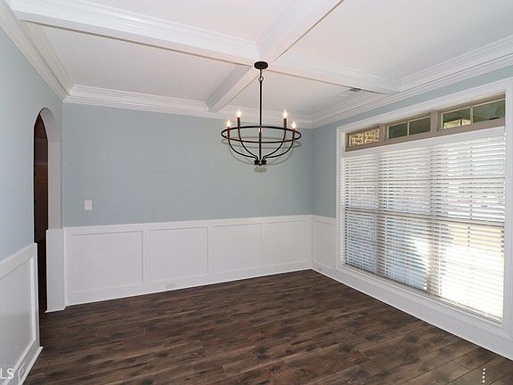 4th image of 105 Larkwood Bnd #120