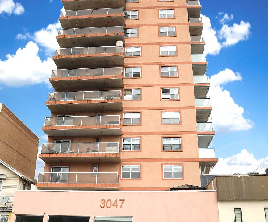 1st image of 3047 Brighton 6 St #6