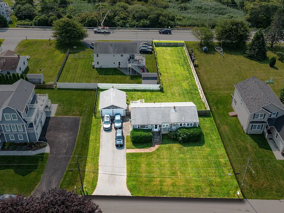 26 Cypress Ave