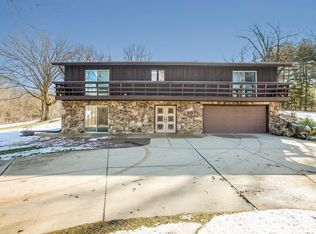 22801 Johnson Rd, South Bend, IN 46614