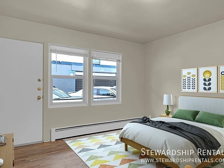942 E 18th Ave #3 — Photo 1
