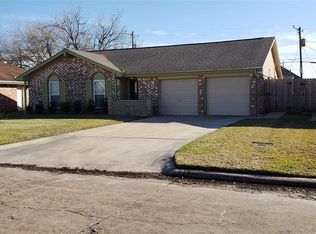 2813 33rd Ave N, Texas City, TX 77590