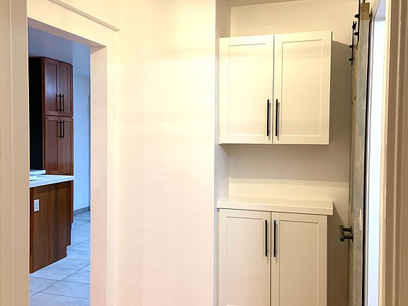 5th image of 1310 Whipple Ave #3
