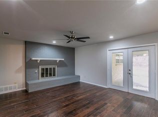 1513 Trafalgar Rd, Fort Worth, TX 76116