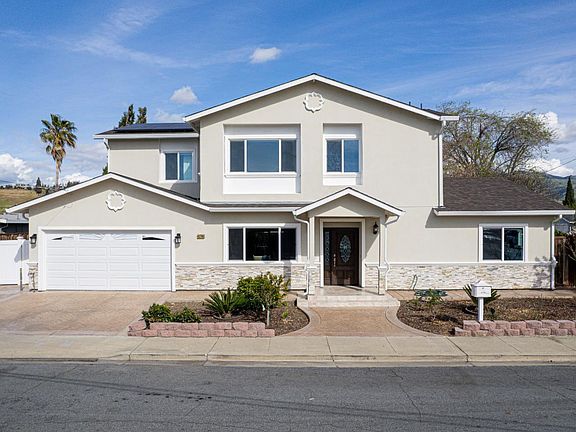 2nd image of 43288 Chatterton Ct