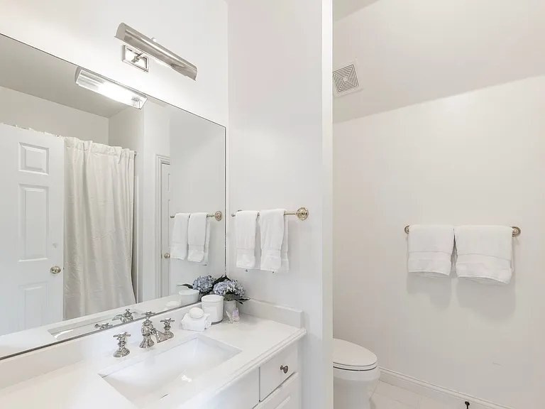 9435 Norwood Dr — Photo 49