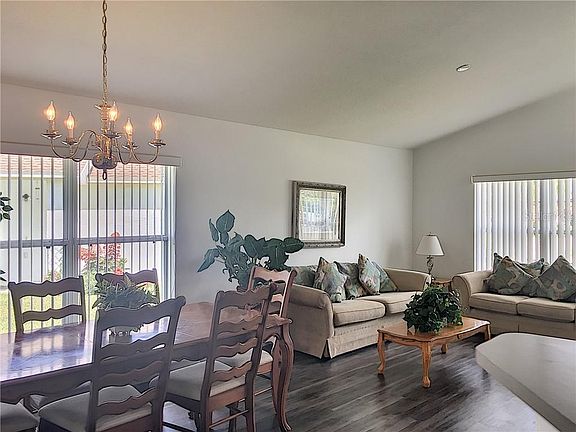 3rd image of 510 Tivoli Cir