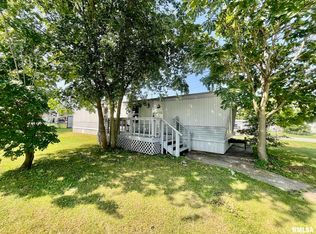 800 E 6th St, Metropolis, IL 62960