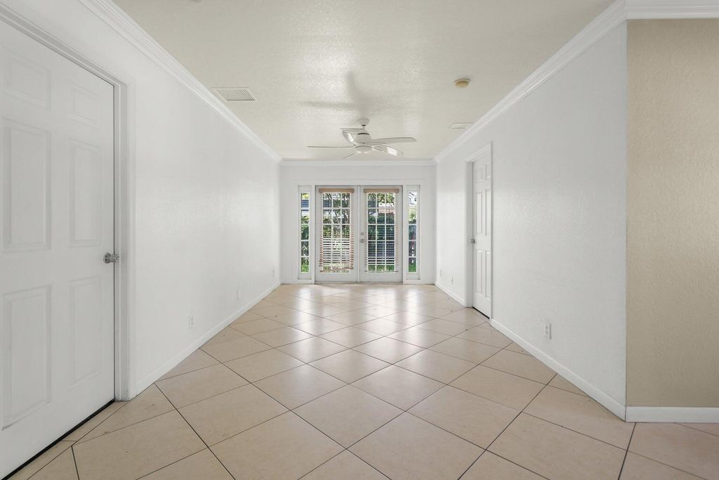 2241 NW 3RD Street, photo 8