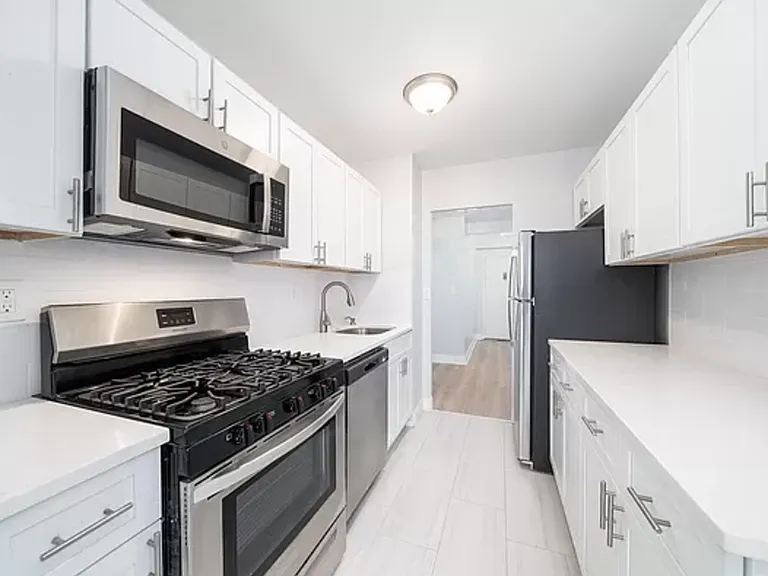 Hamilton Weehawken Residences — Photo 13