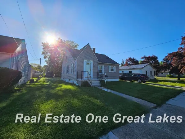 1733 N Clinton St, Saginaw, MI 48602