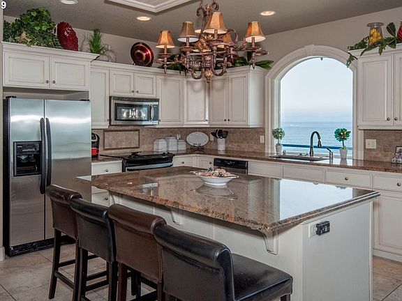 3rd image of 5995 El Mar Ct
