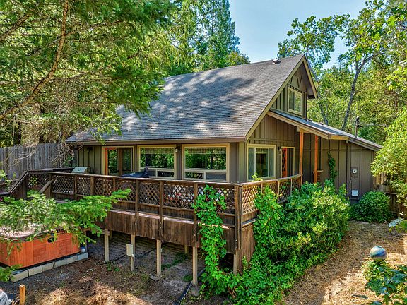 4th image of 475 Penny Ln