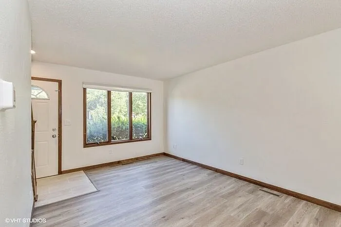 1359 Southview Cir — Photo 10