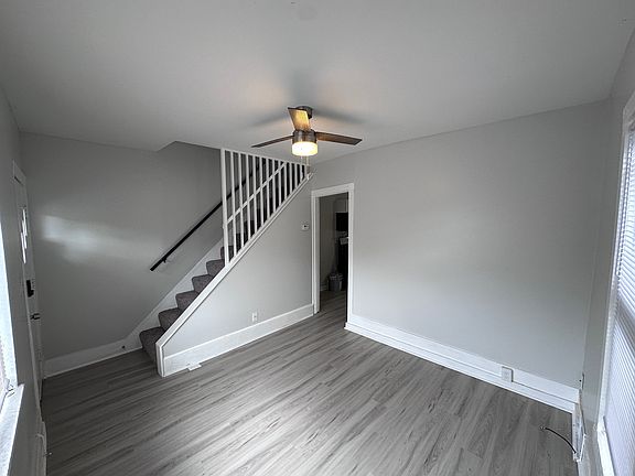4th image of 515 Spear Way