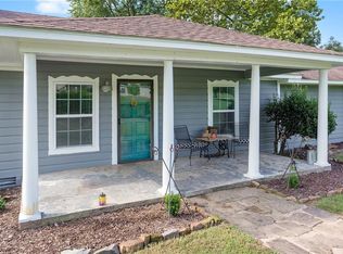 1635 N 24th St, Van Buren, AR 72956
