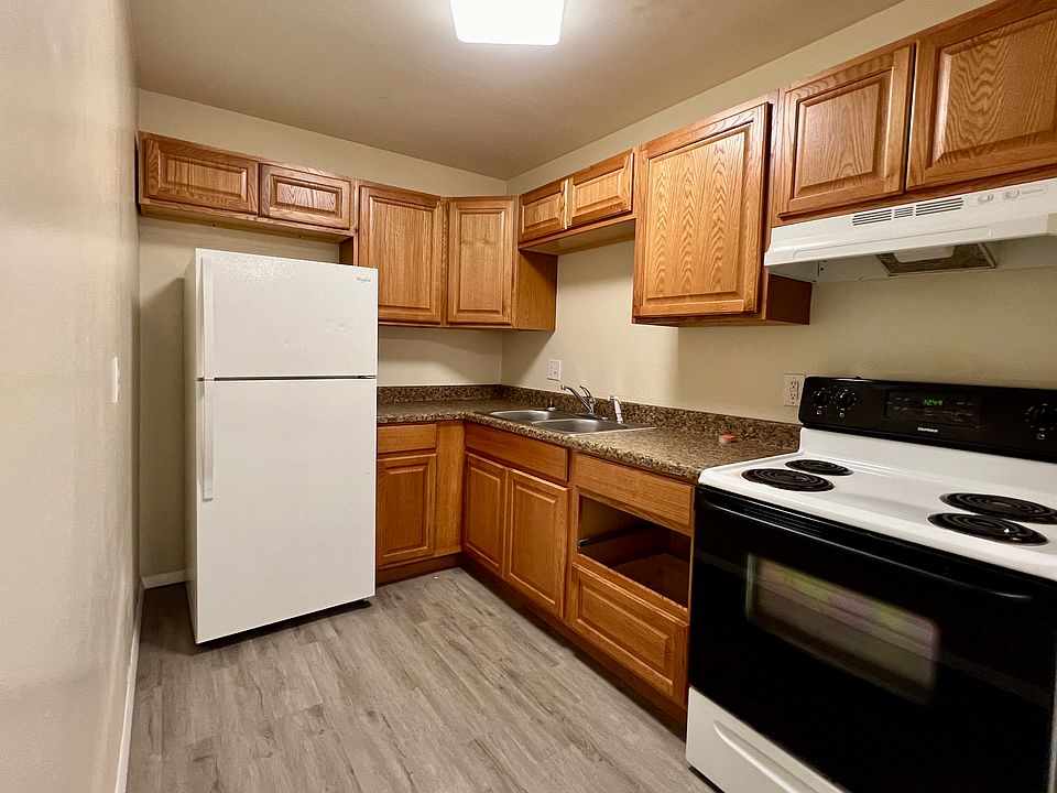 1st image of 1633 Gaylord Ave APT 7