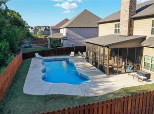 653 Banbury St, Auburn, AL 36832