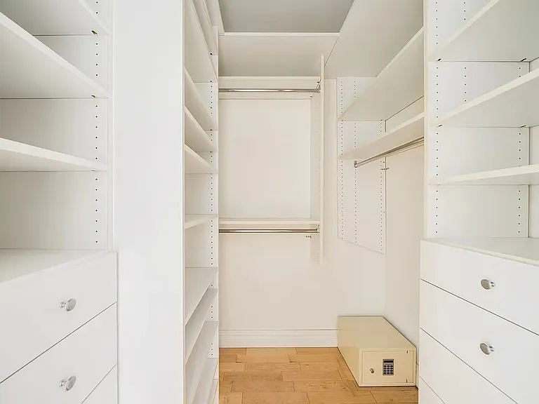 188 E 78th St #11A — Photo 11
