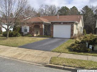 109 Mansfield Dr, Brick, NJ 08724