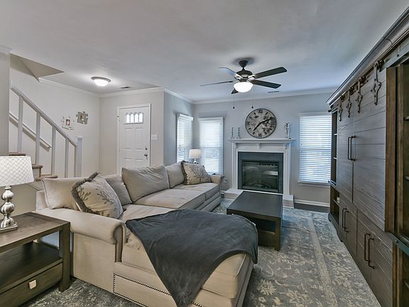 2nd image of 4522 Marlwood Way