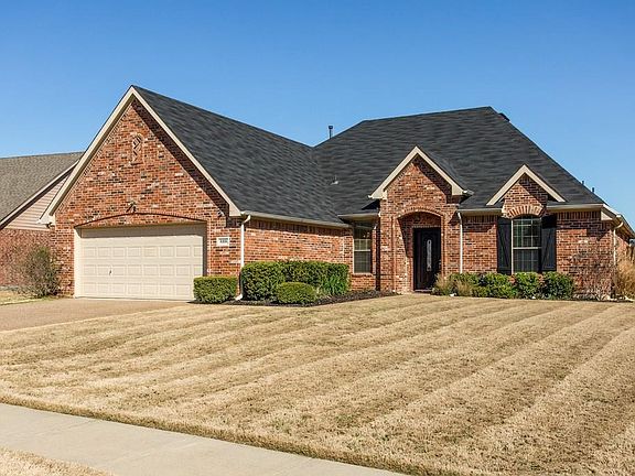 4th image of 428 Meandering Creek Dr
