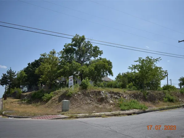 2121 Lee Ave, Fort Worth, TX 76164