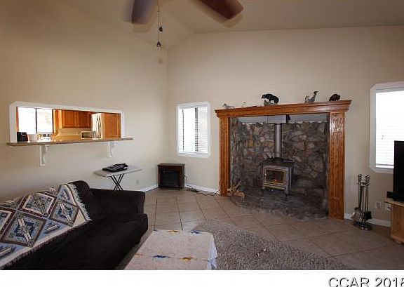 5th image of 705 Dogwood Dr