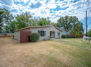 1490 N Heights Ave, Batesville, AR 72501