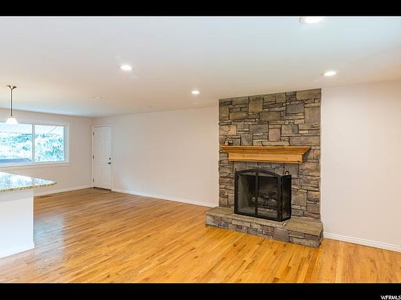 2nd image of 8408 E Willow Creek Dr S