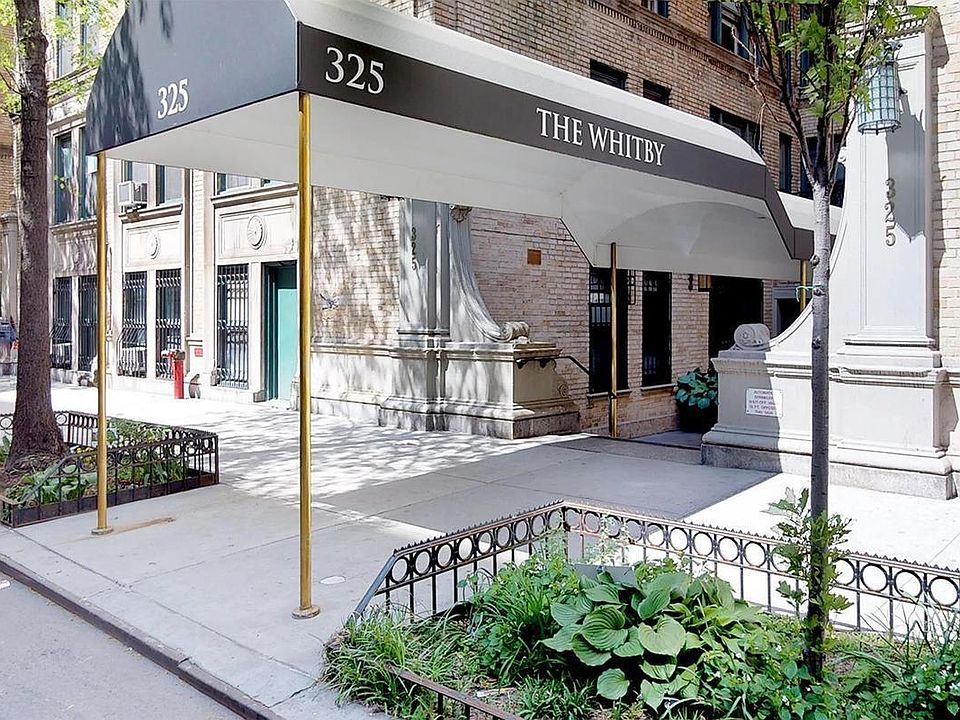 1st image of 325 W 45th St APT 203