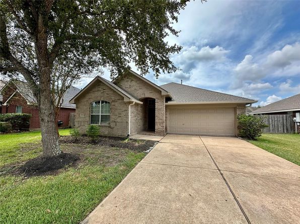 2608 Courtyard Ln